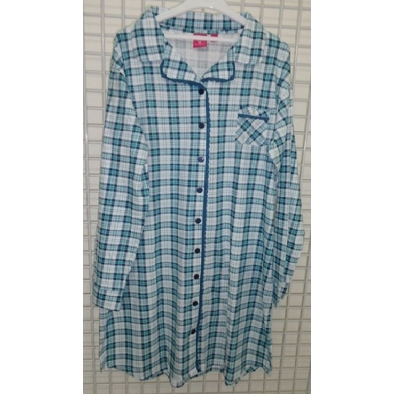 Women’s Wear – 19