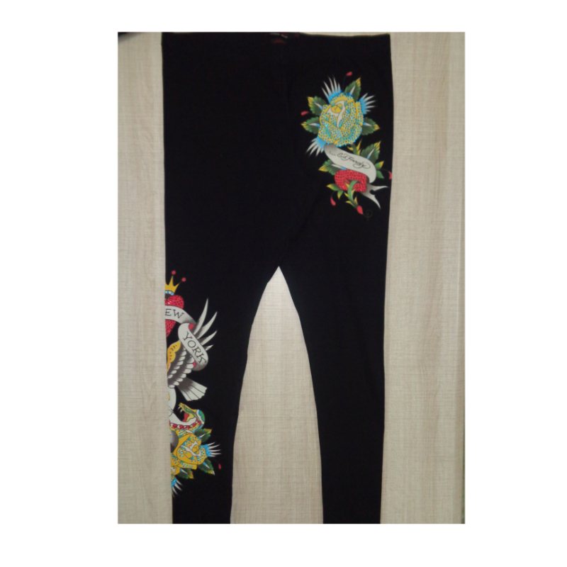 Women’s Wear – 32